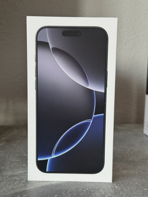 NEU iPhone 16 Pro Max 256 GB black Titanium