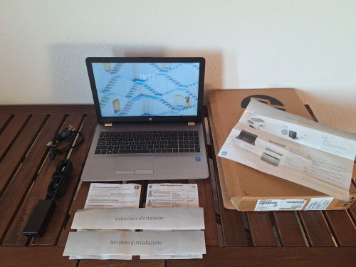 Notebook HP 250 G6 - Windows 11 - OVP