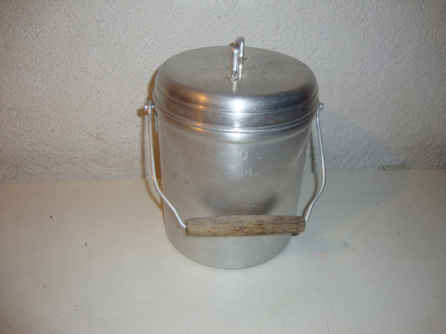 Alter Milchkessel 4 Liter