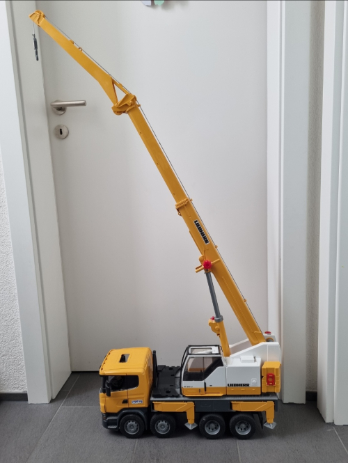 Bruder Kran LKW Liebherr