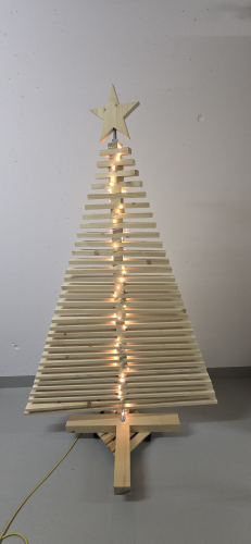 Weihnachtsbaum aus Holz 