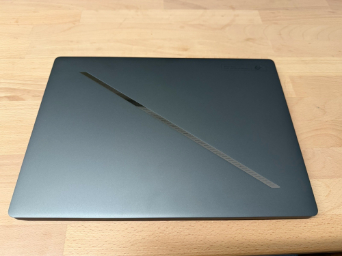 Asus ROG Zephyrus G14 GA403WW-QS094W Laptop