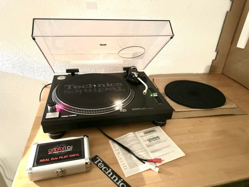 Platine vinyle Technics SL-1210 MK2