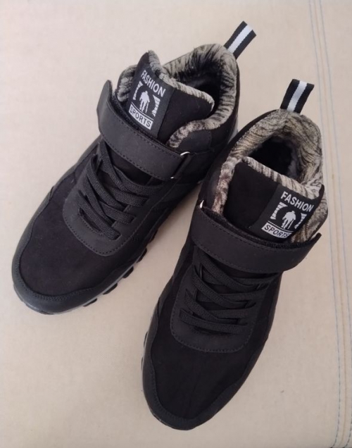 Winterschuhe Grösse 41, neu