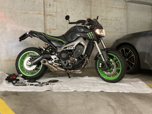 Yamaha MT-09/Naked Bike