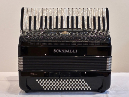 Scandalli Polifonico IX Akkordeon