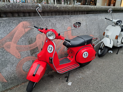 Piaggio Vespa PX 125