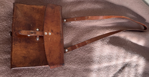 Vintage Swiss Army Leder Militärtasche 1974