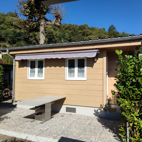 3 Zimmer WW, fester Vorbau und Boot am Comersee, privater Camping