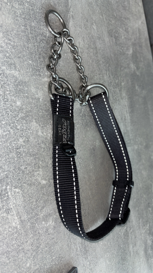 Hundehalsband mit zugstopper