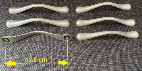 Schrankgriffe/Kastengriffe/Schubladengriffe (silbern)
