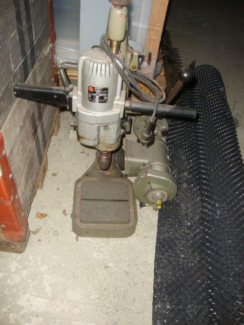 Standbohrmaschine
