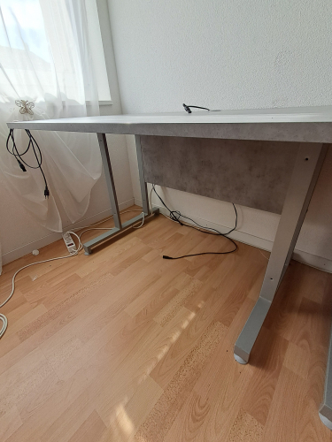 Bürotisch